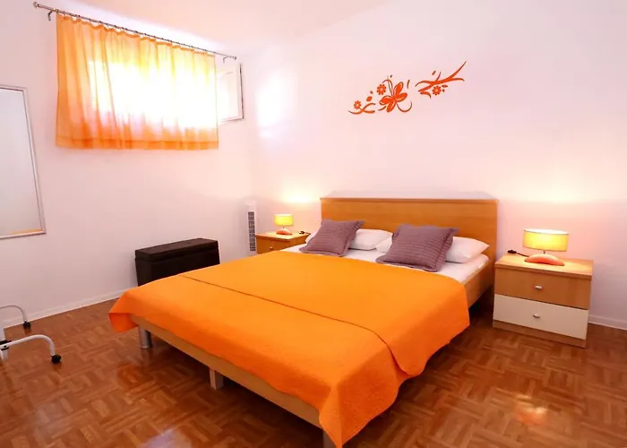 By The Sea - 10342 Apartment Trogir