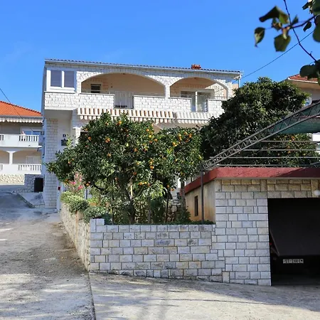 By The Sea - 10342 Apartment